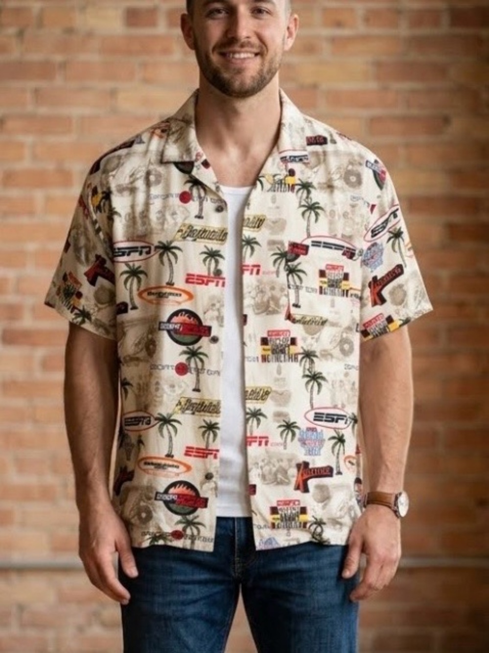 🏈ESPN ZONE Men’s Button down Collared Shirt Size Large